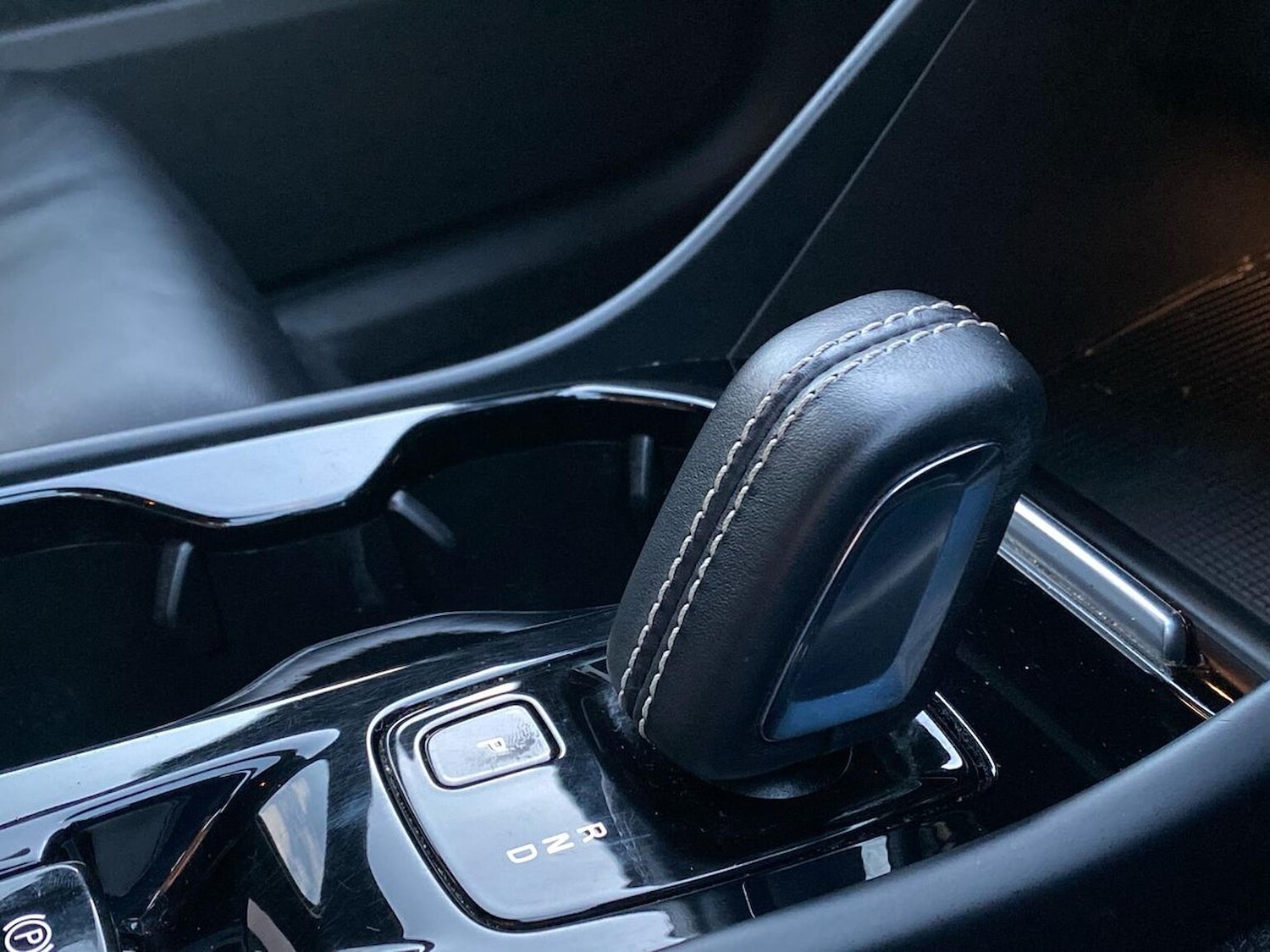 Used Volvo XC40 2021 for sale - 76855433: Photo 37