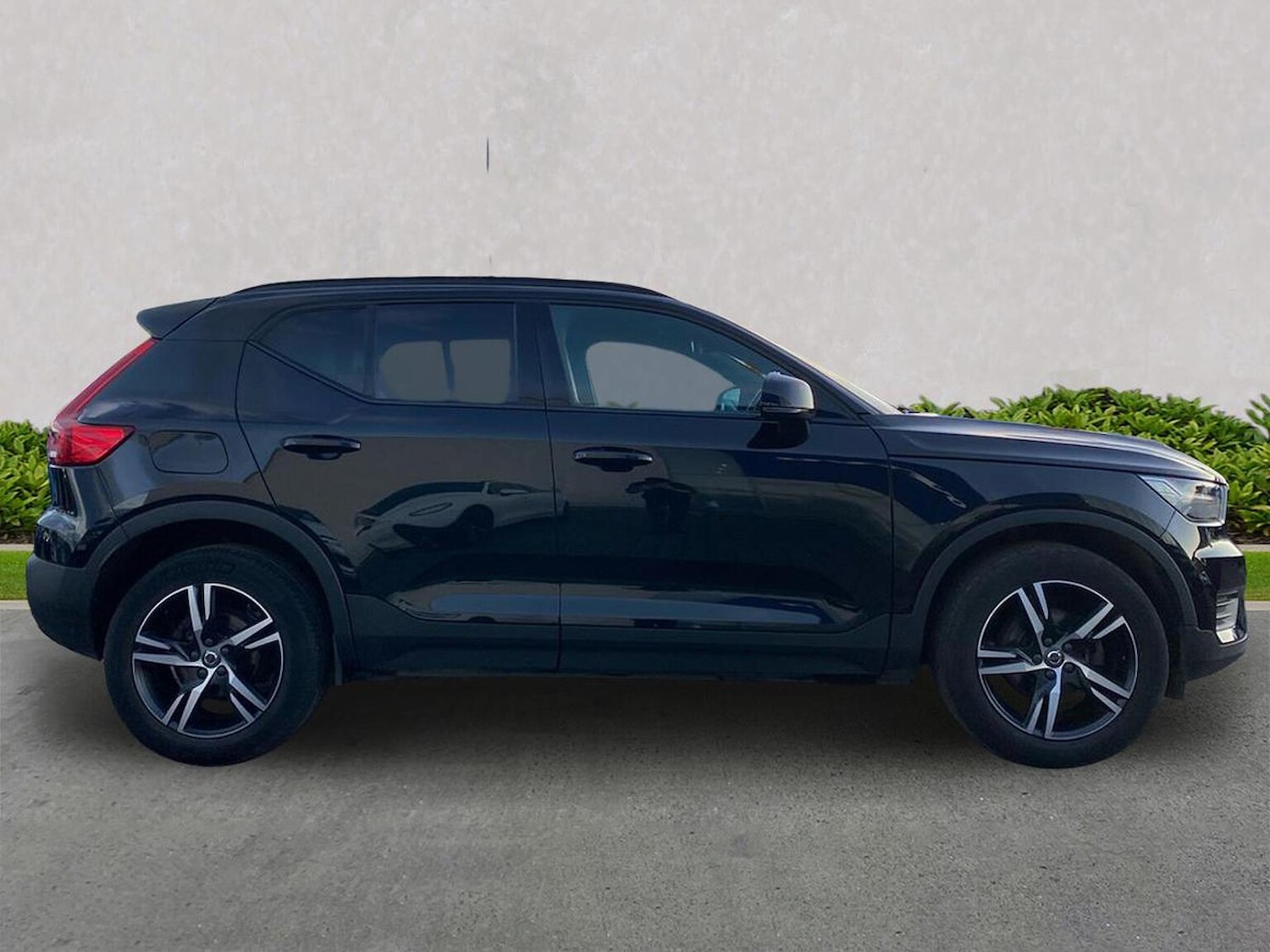 Used Volvo XC40 2021 for sale - 76855433: Photo 4