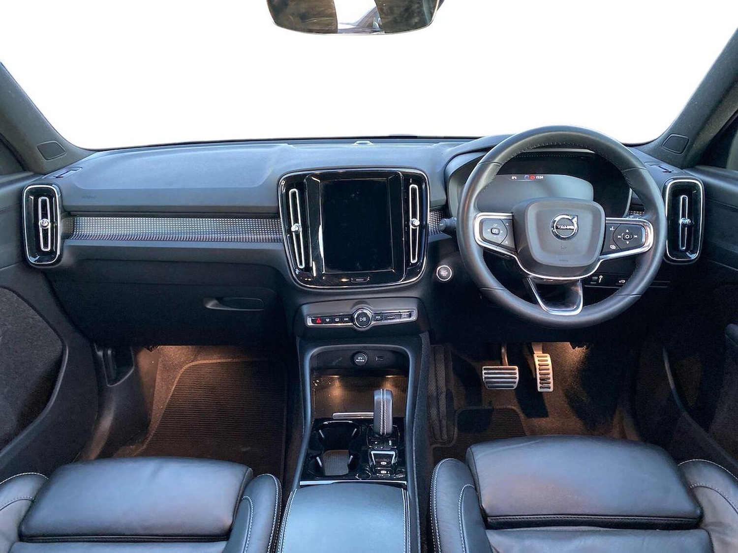 Used Volvo XC40 2021 for sale - 76855433: Photo 9