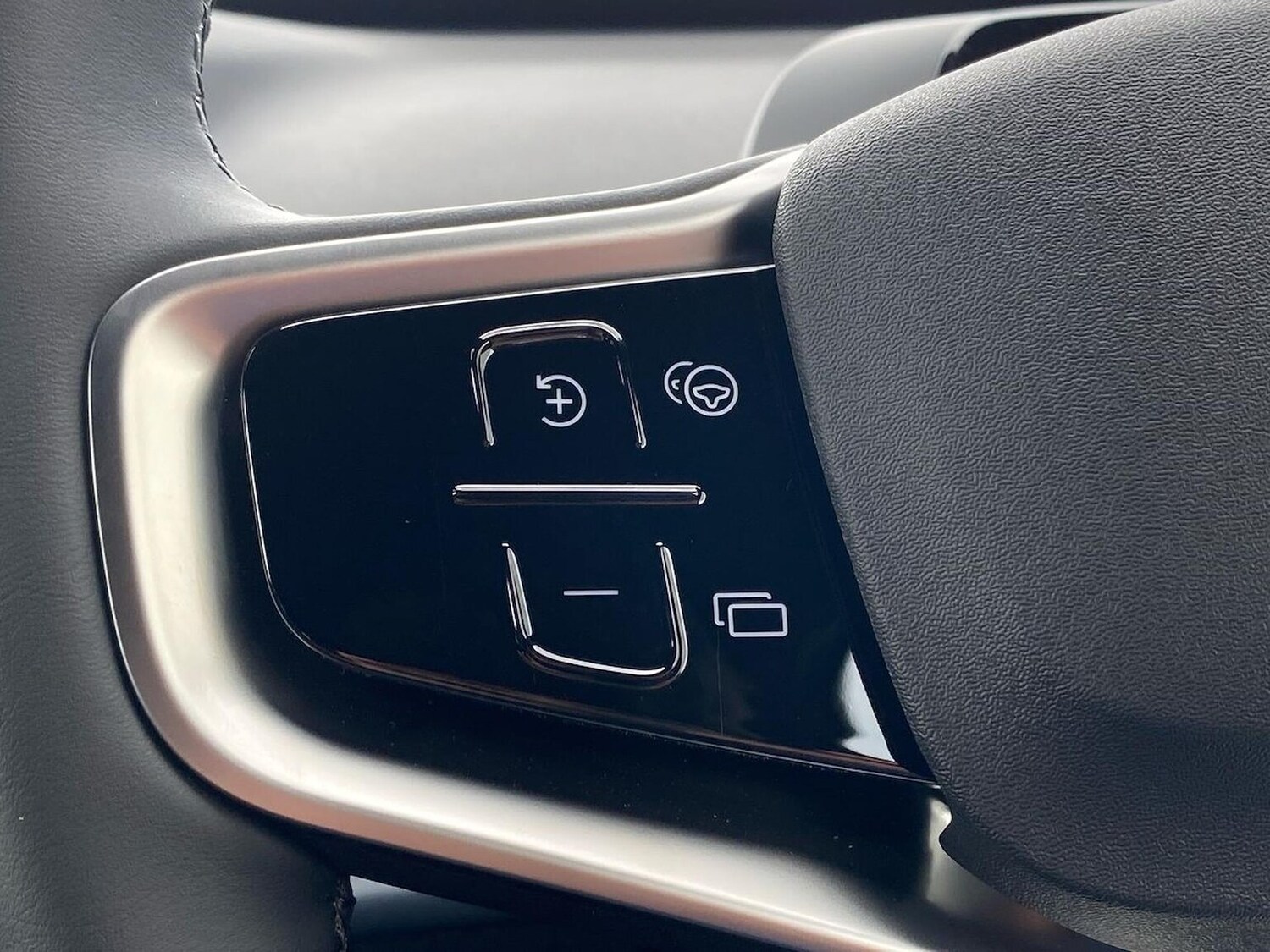 Used Volvo EX30 2025 for sale - 77489317: Photo 27