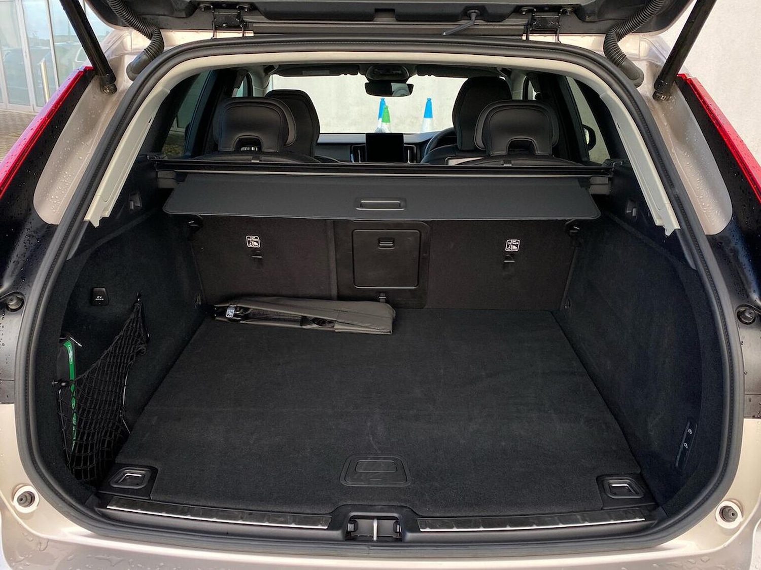 Used Volvo XC60 2025 for sale - 77984050: Photo 17