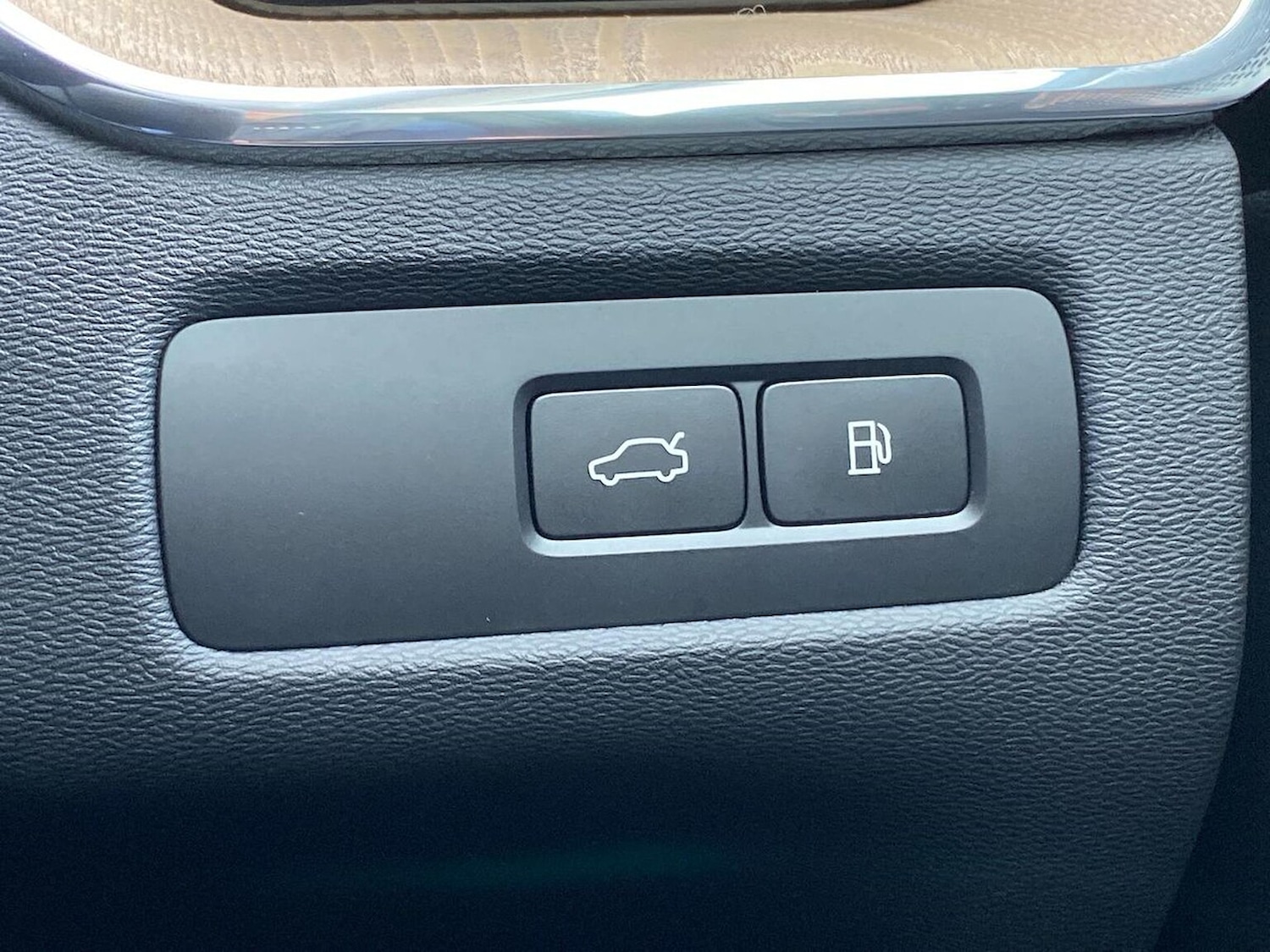 Used Volvo XC60 2025 for sale - 77984050: Photo 22