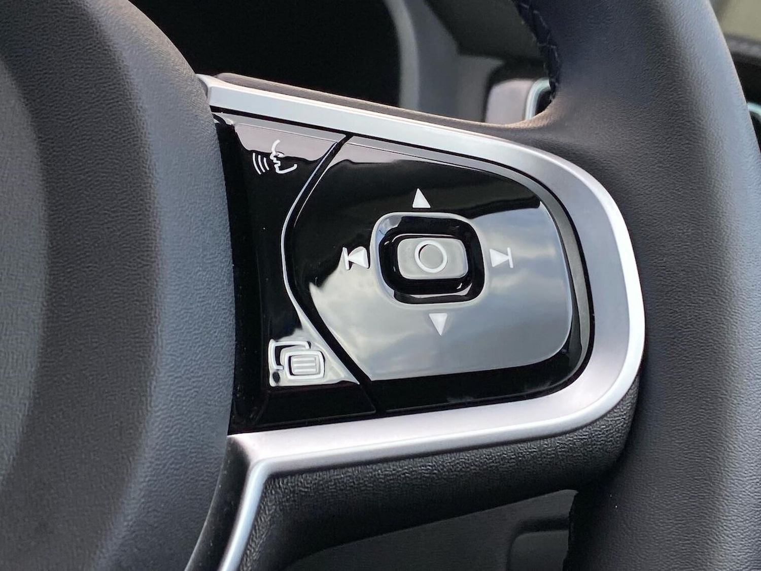 Used Volvo XC60 2025 for sale - 77984050: Photo 26