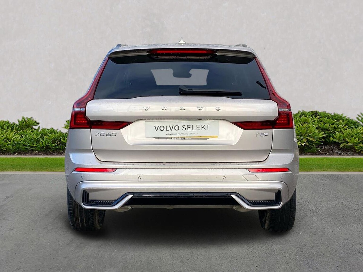 Used Volvo XC60 2025 for sale - 77984050: Photo 4