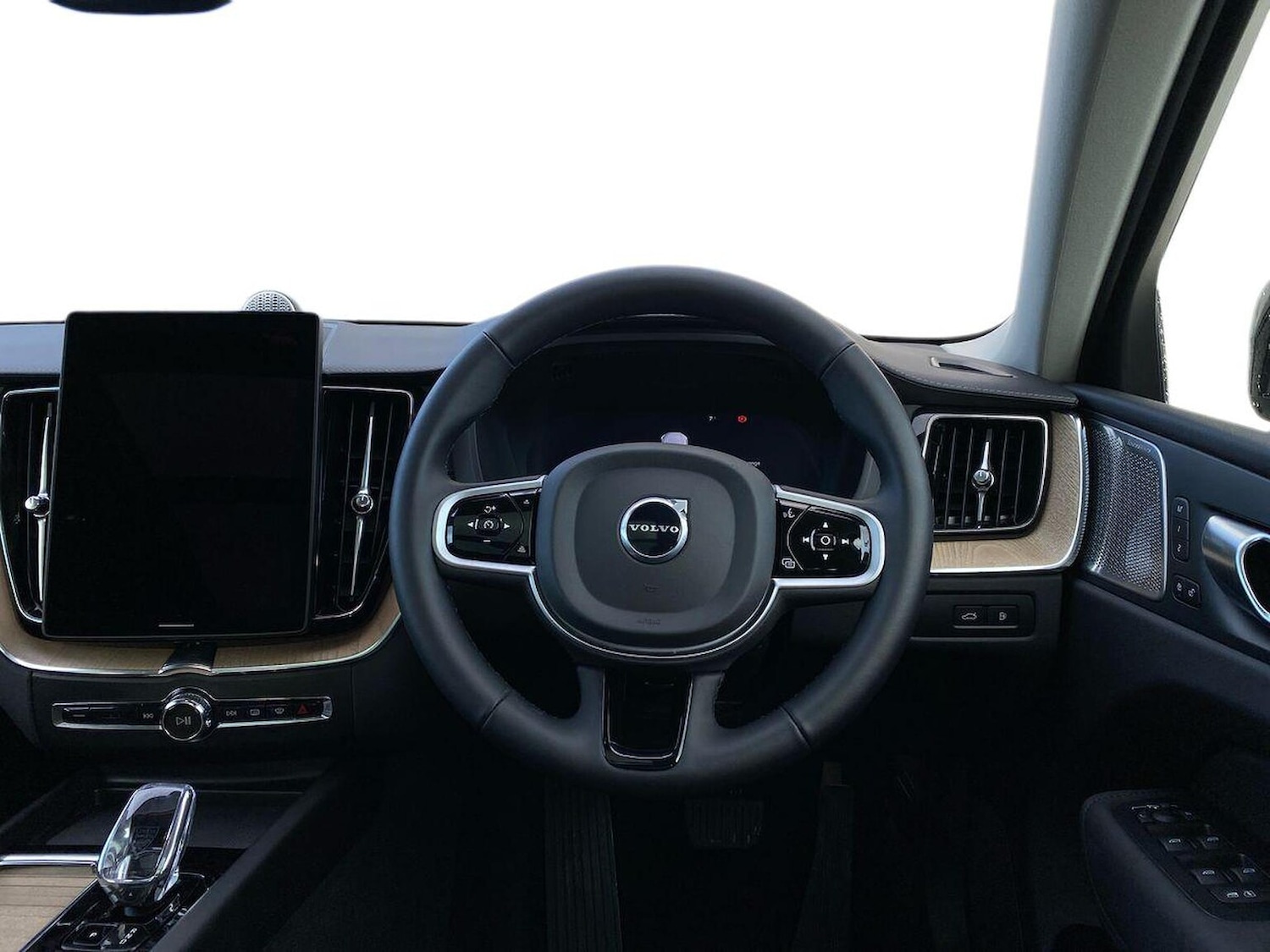 Used Volvo XC60 2025 for sale - 77984050: Photo 9