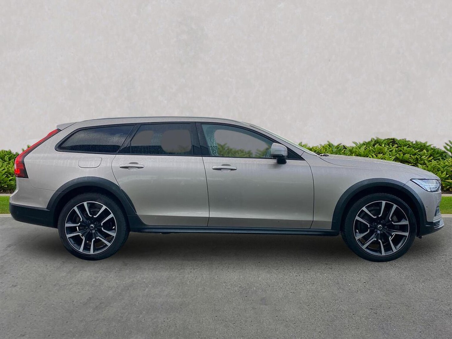 Used Volvo V90 2022 for sale - 77508645: Photo 3