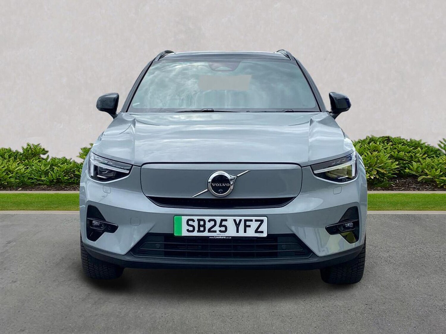 Used Volvo XC40 2025 for sale - 77489368: Photo 5