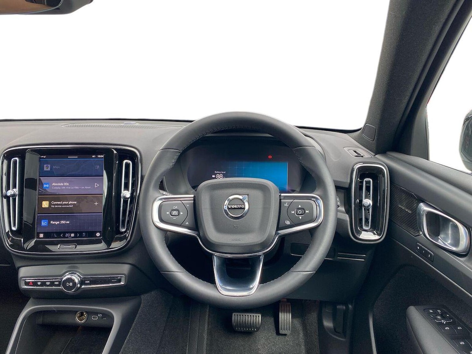 Used Volvo XC40 2025 for sale - 77489368: Photo 9