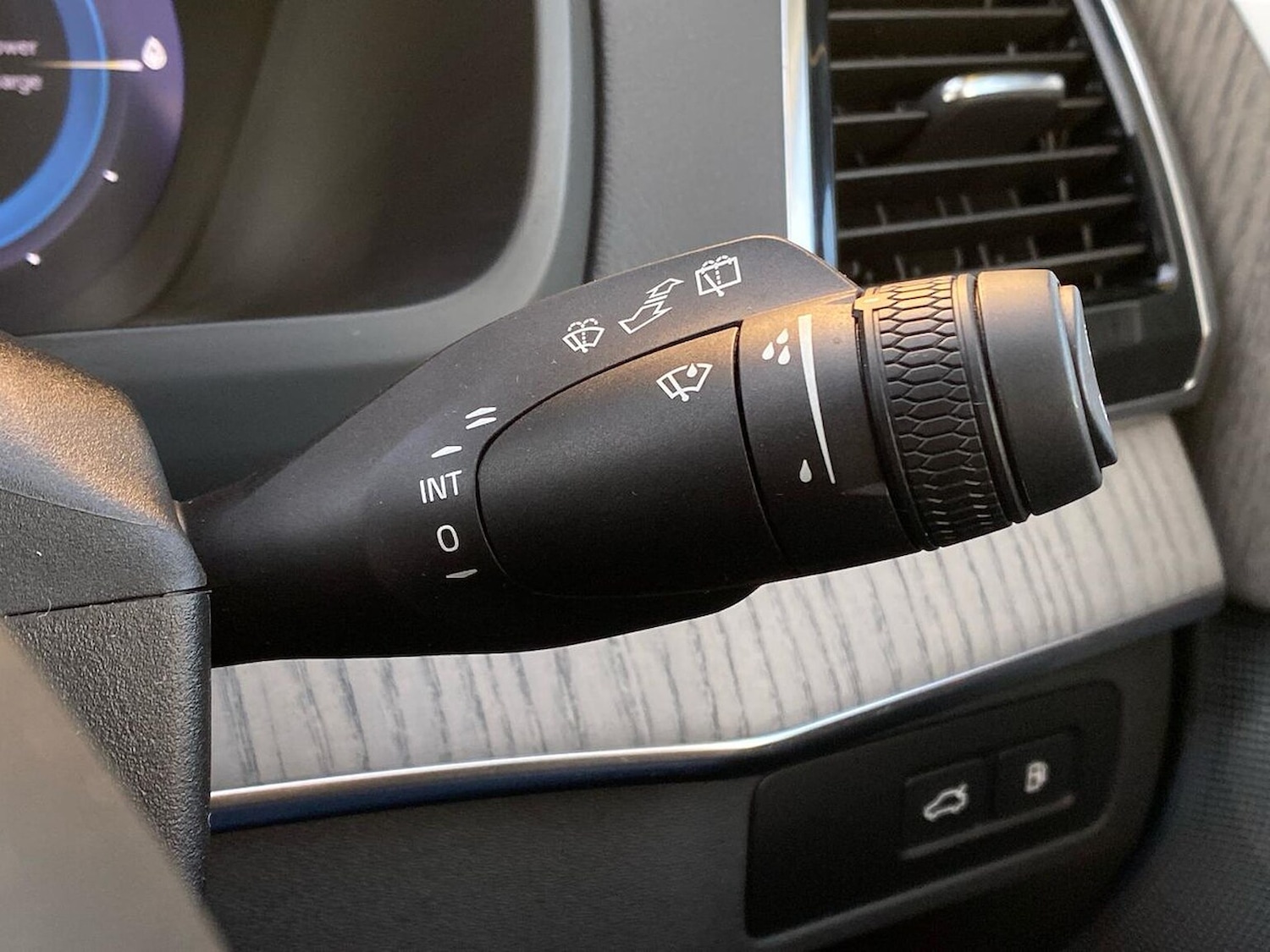 Used Volvo XC90 2024 for sale - 77572946: Photo 28