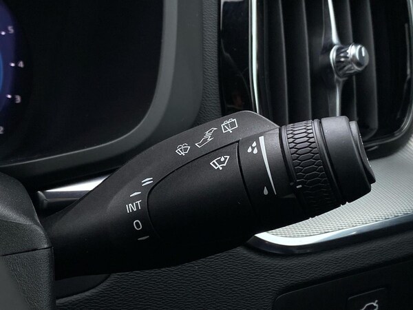 Used Volvo XC60 2024 for sale - 76264356: Photo 28
