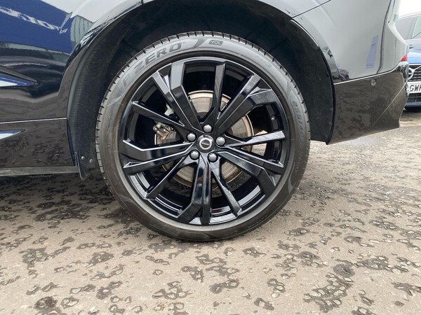 Used Volvo XC60 2024 for sale - 76264356: Photo 6