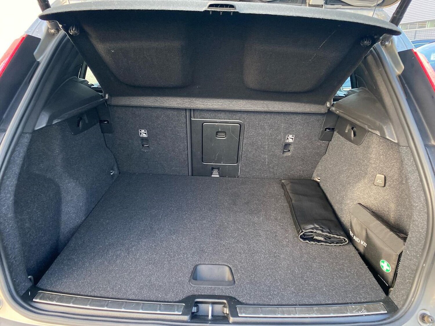 Used Volvo XC40 2021 for sale - 76347066: Photo 18