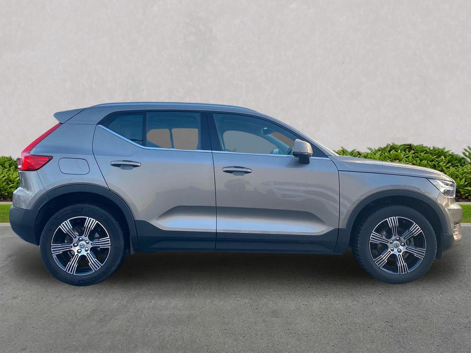 Used Volvo XC40 2021 for sale - 76347066: Photo 4