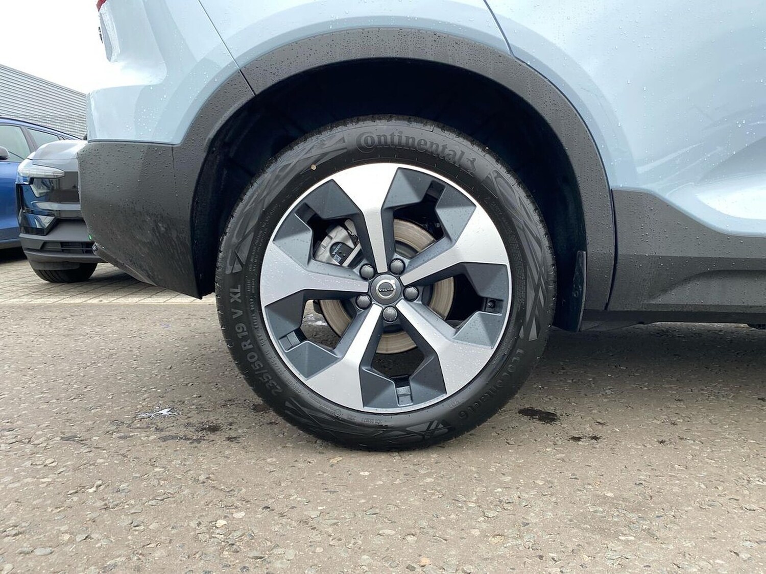 Used Volvo XC40 2025 for sale - 77489364: Photo 6