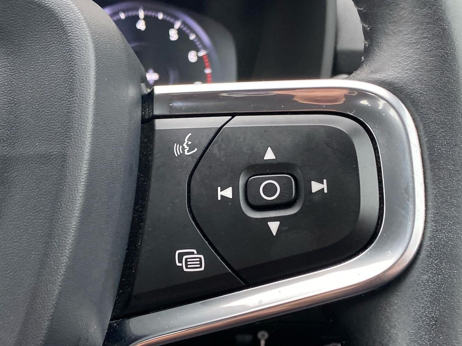 Used Volvo XC40 2019 for sale - 76706433: Photo 26