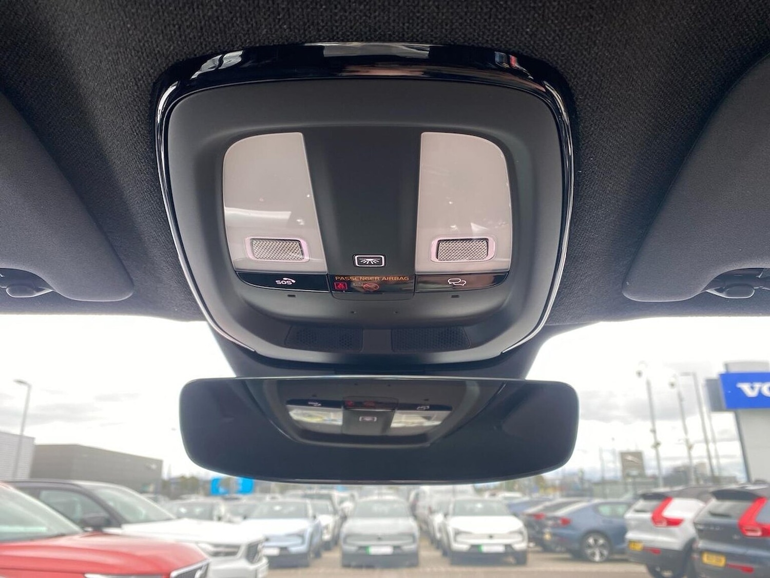 Used Volvo XC40 2025 for sale - 76114362: Photo 14