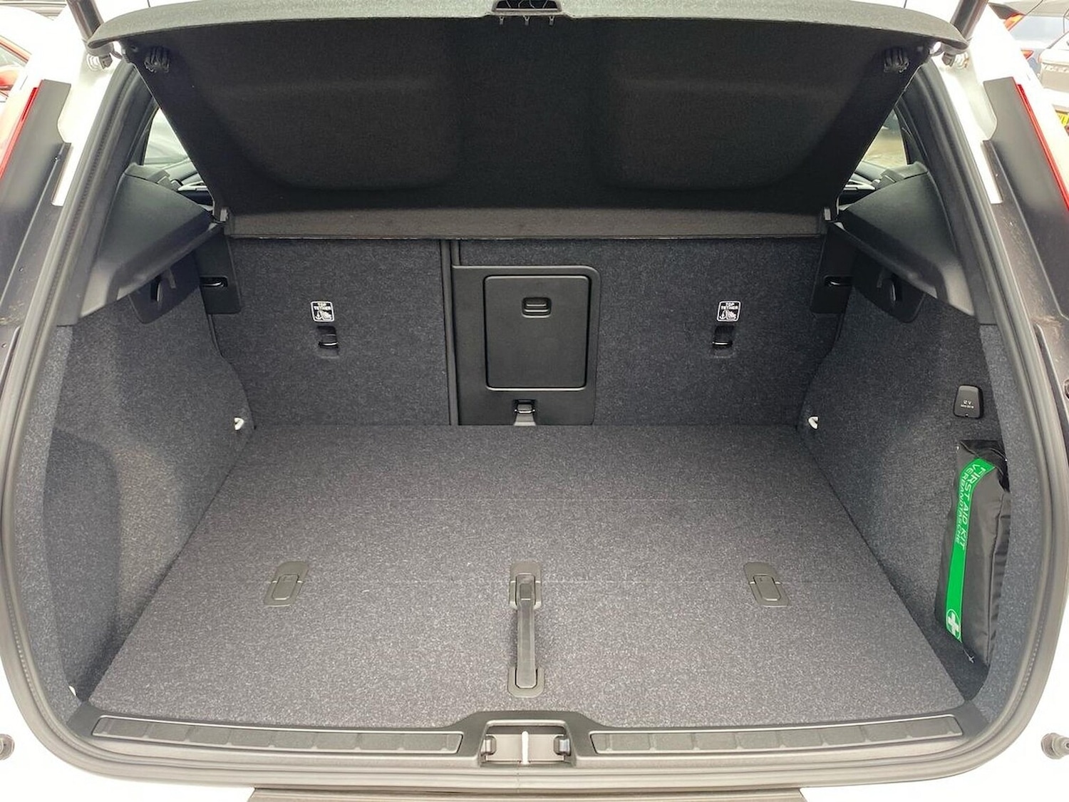 Used Volvo XC40 2025 for sale - 76114362: Photo 17