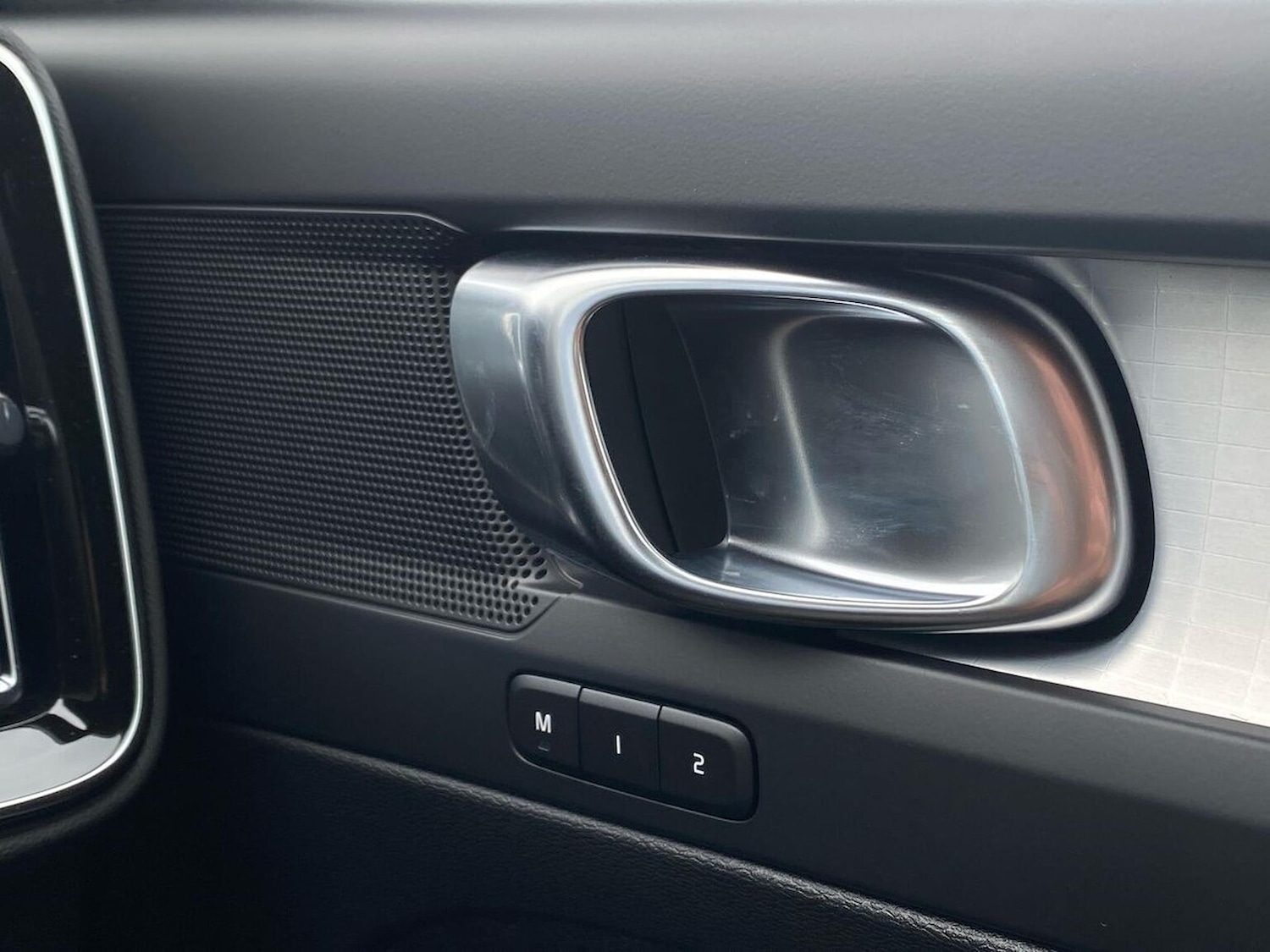 Used Volvo XC40 2025 for sale - 76114362: Photo 40