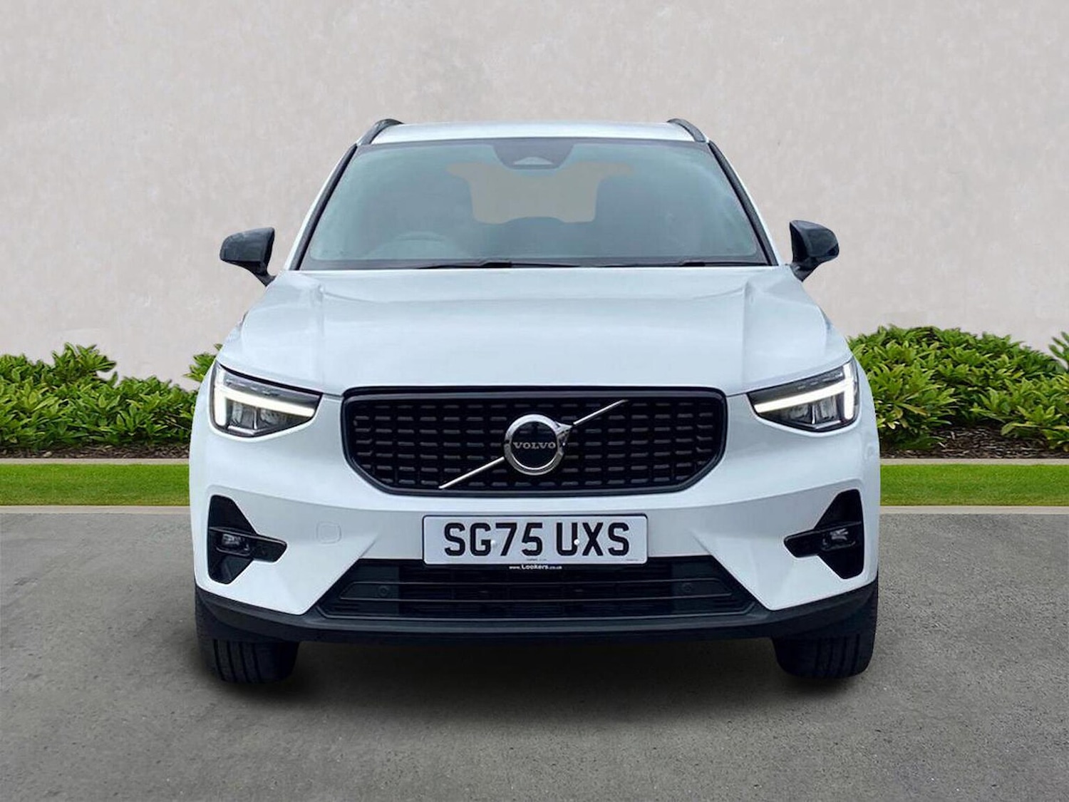 Used Volvo XC40 2025 for sale - 76114362: Photo 5
