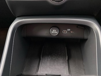 Used Volvo XC40 2023 for sale - 76171594: Photo
