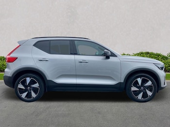 Used Volvo XC40 2023 for sale - 76171594: Photo