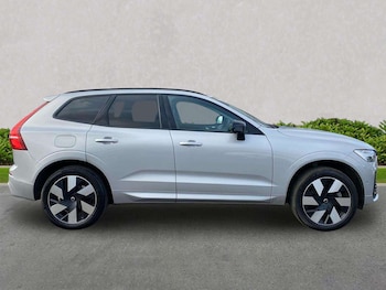 Used Volvo XC60 2025 for sale - 78310479: Photo