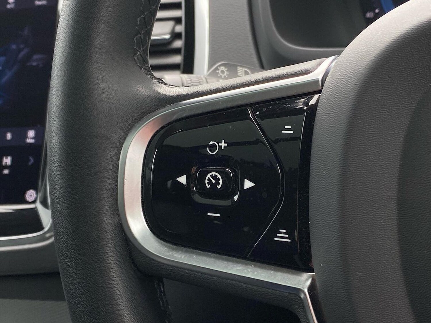 Used Volvo XC90 2023 for sale - 78191258: Photo 29