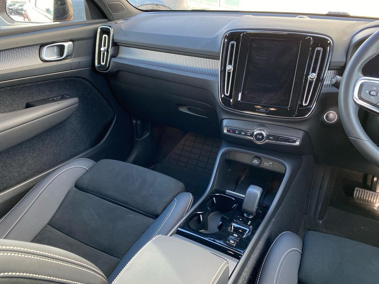 Used Volvo XC40 2022 for sale - 78191093: Photo 15