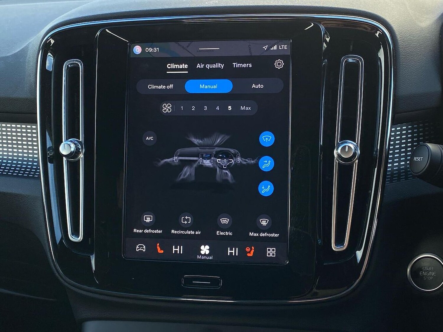 Used Volvo XC40 2022 for sale - 78191093: Photo 27