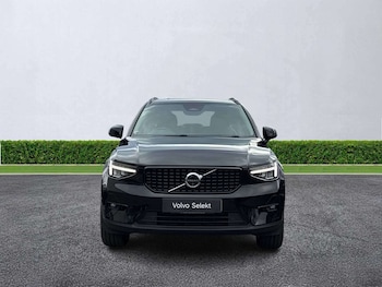 Used Volvo XC40 2023 for sale - 79399369: Photo