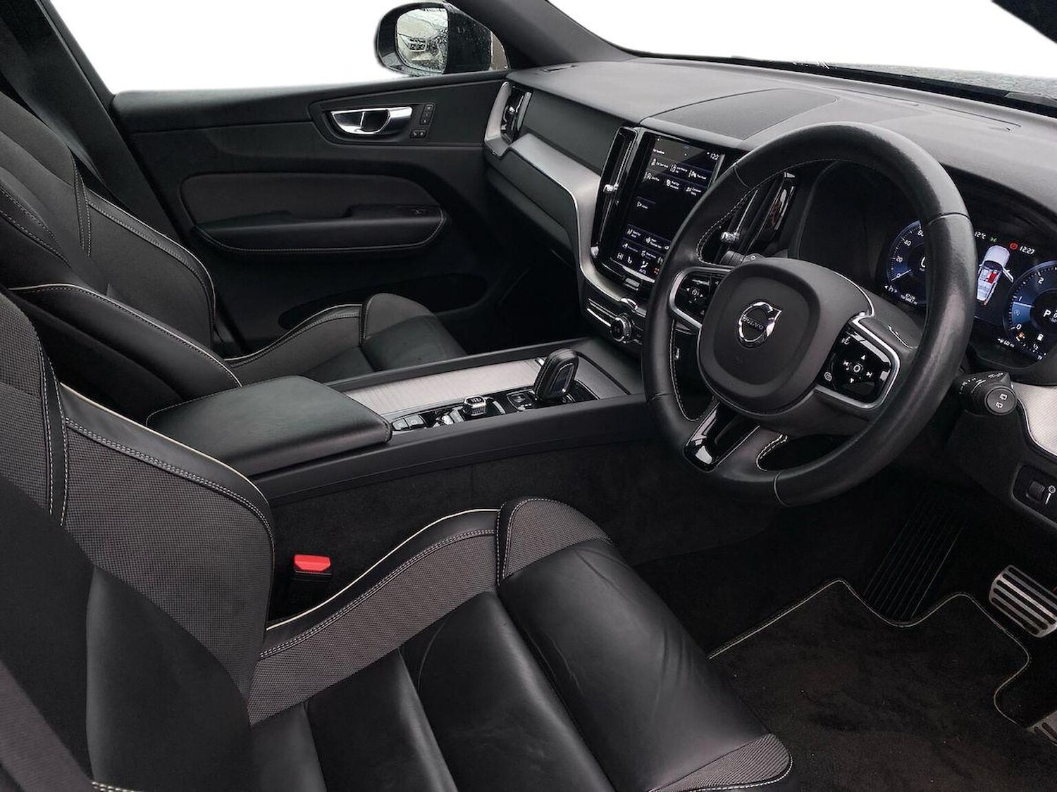 Used Volvo XC60 2021 for sale - 76174210: Photo 16