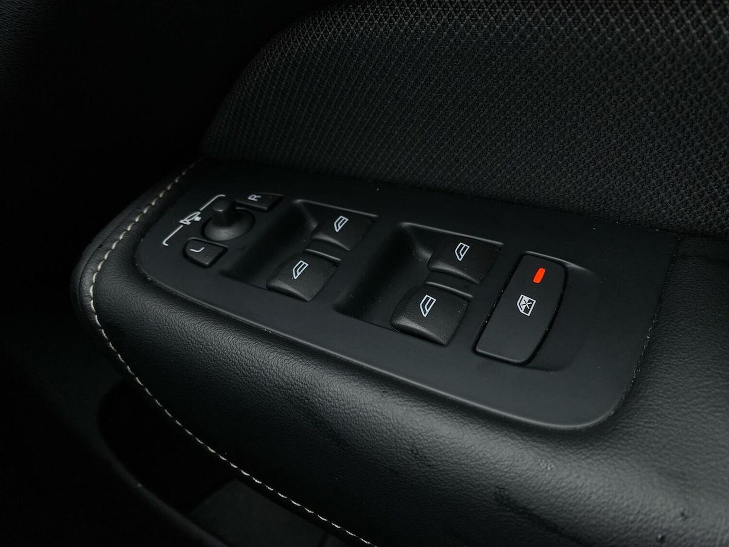 Used Volvo XC60 2021 for sale - 76174210: Photo 22