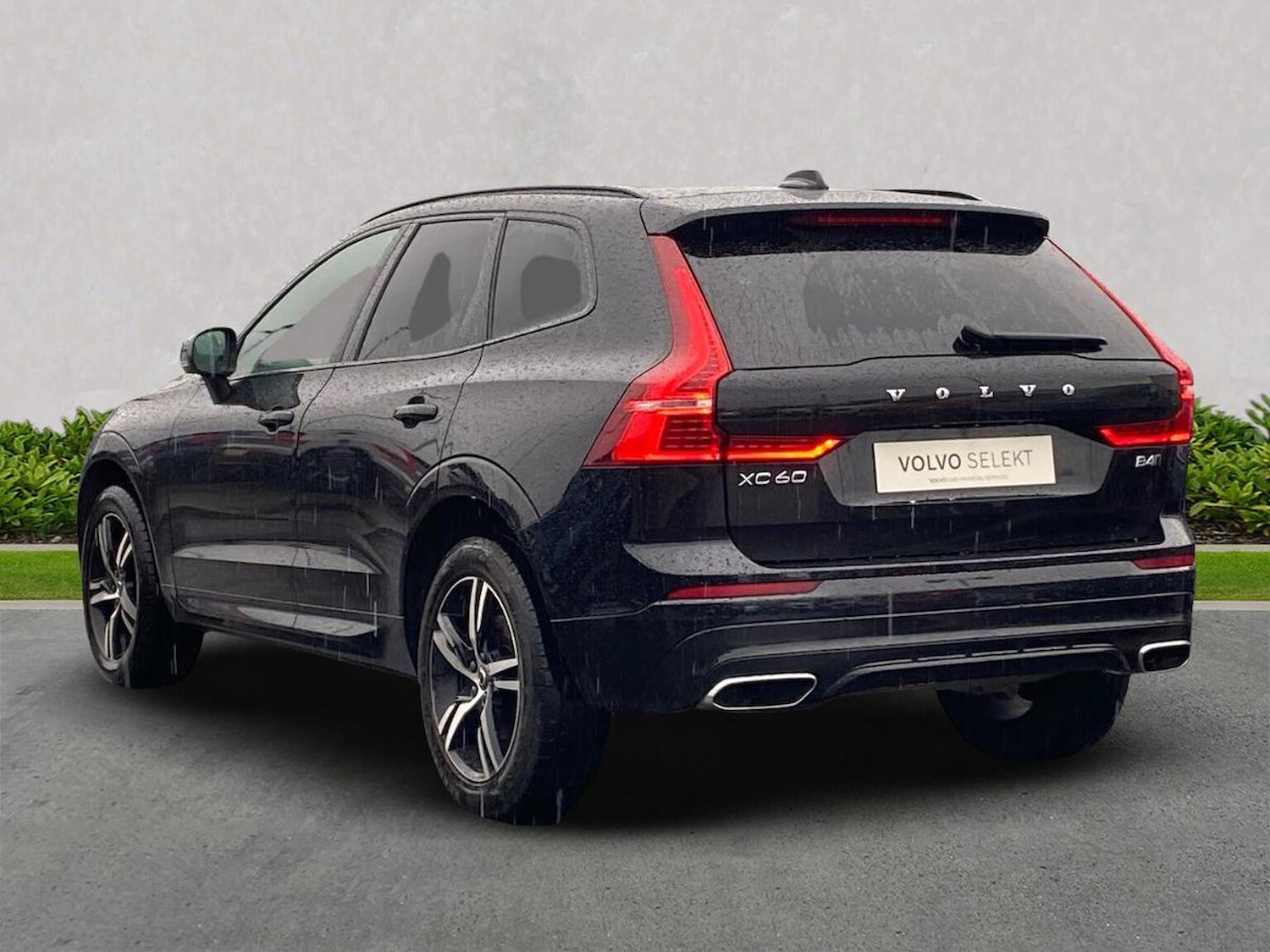 Used Volvo XC60 2021 for sale - 76174210: Photo 3