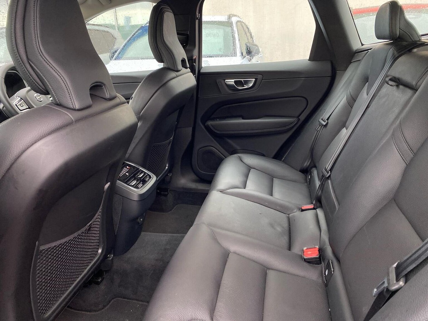 Used Volvo XC60 2023 for sale - 76365052: Photo 17