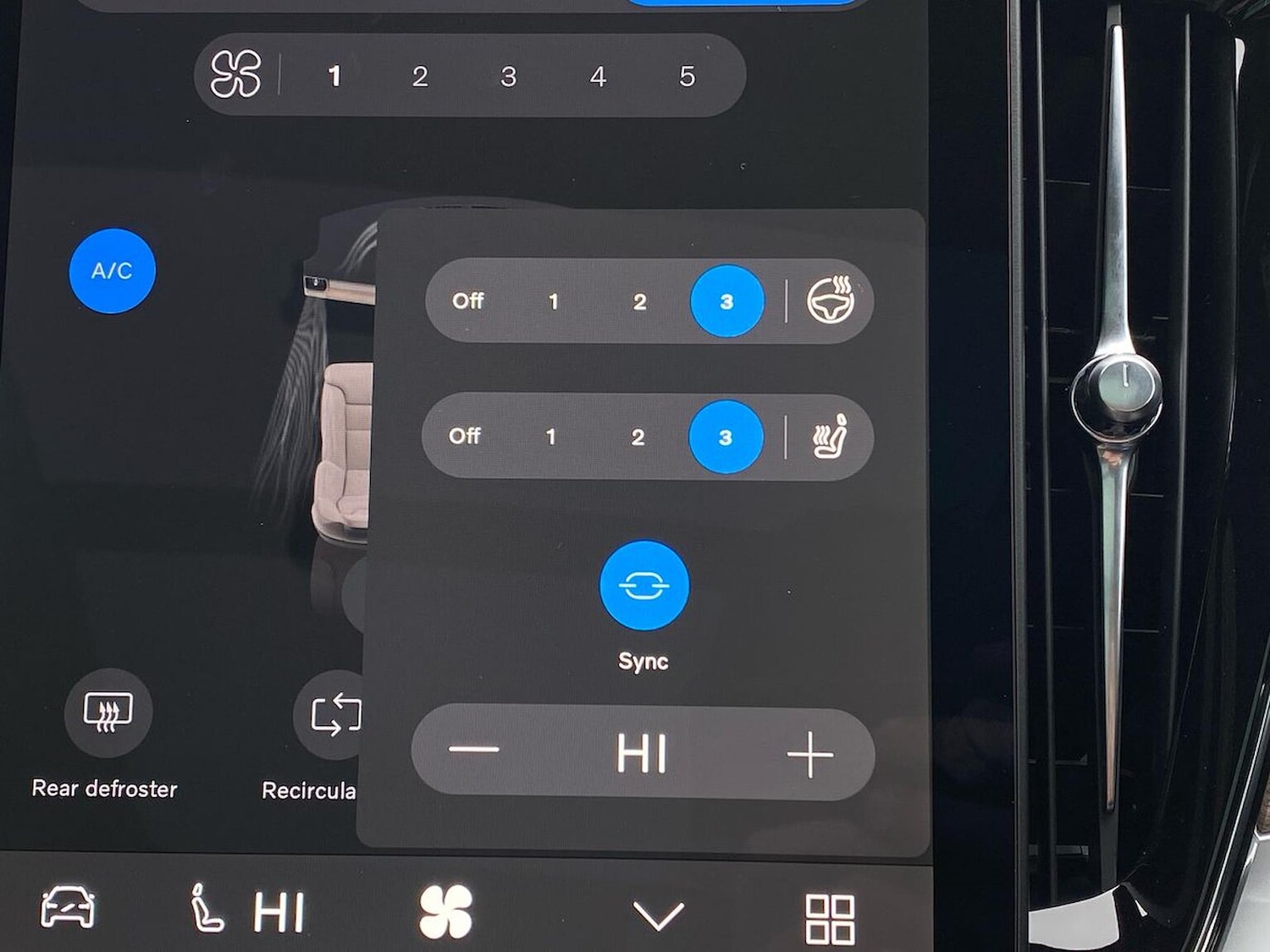 Used Volvo XC90 2025 for sale - 77522140: Photo 2