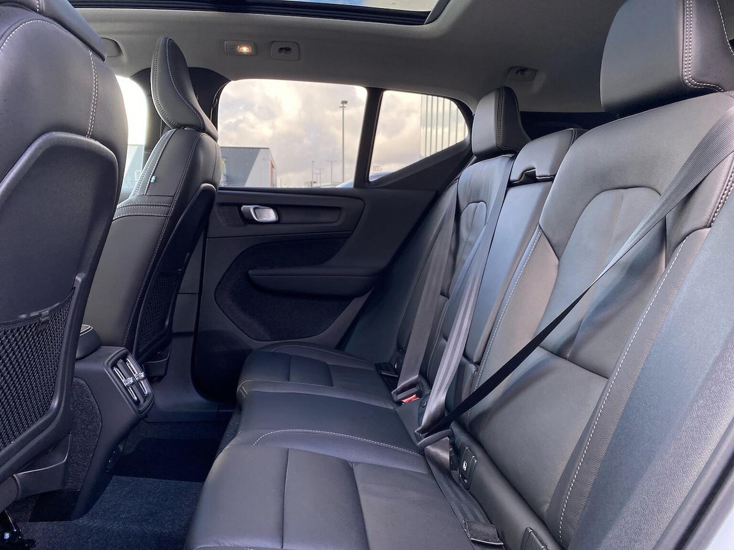 Used Volvo XC40 2025 for sale - 77489717: Photo 16