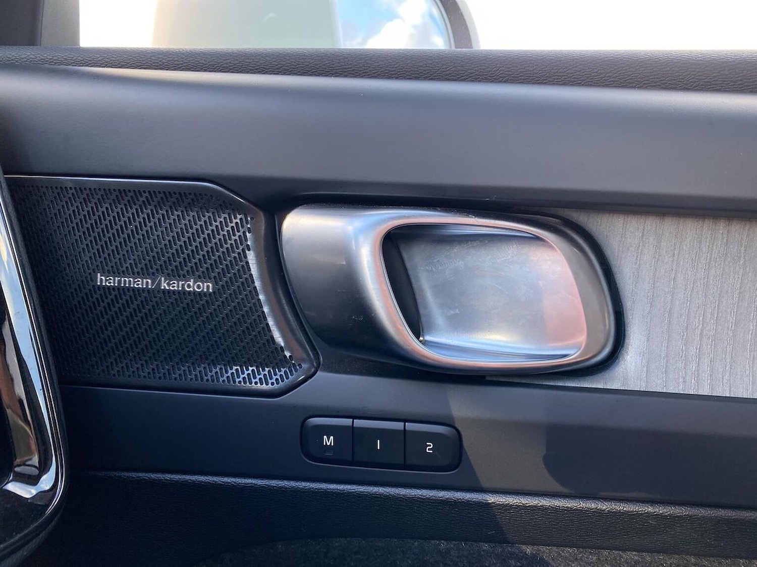 Used Volvo XC40 2025 for sale - 77489717: Photo 37