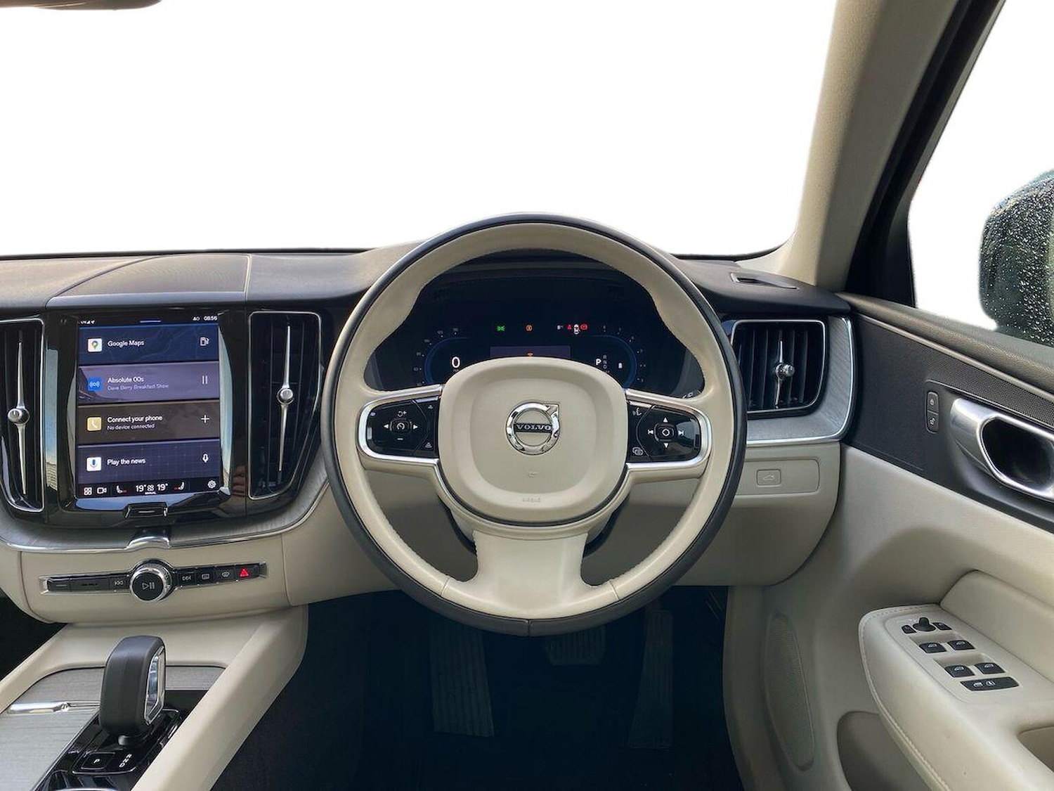 Used Volvo XC60 2023 for sale - 76594676: Photo 10