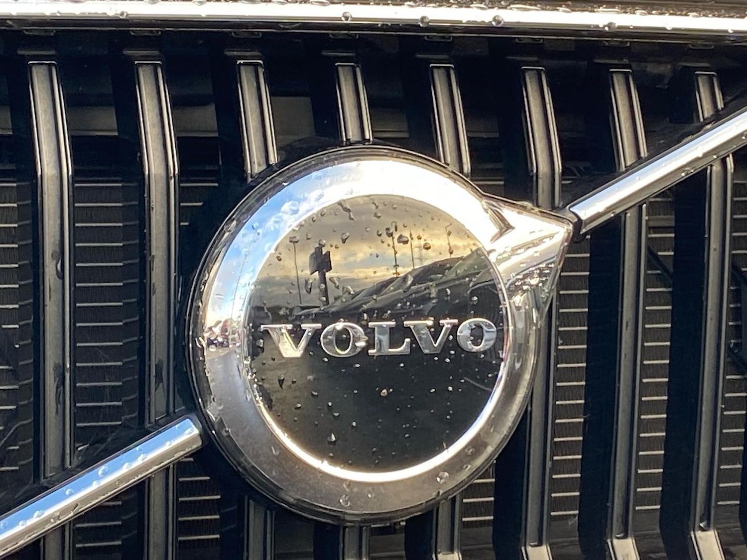 Used Volvo XC60 2023 for sale - 76594676: Photo 33