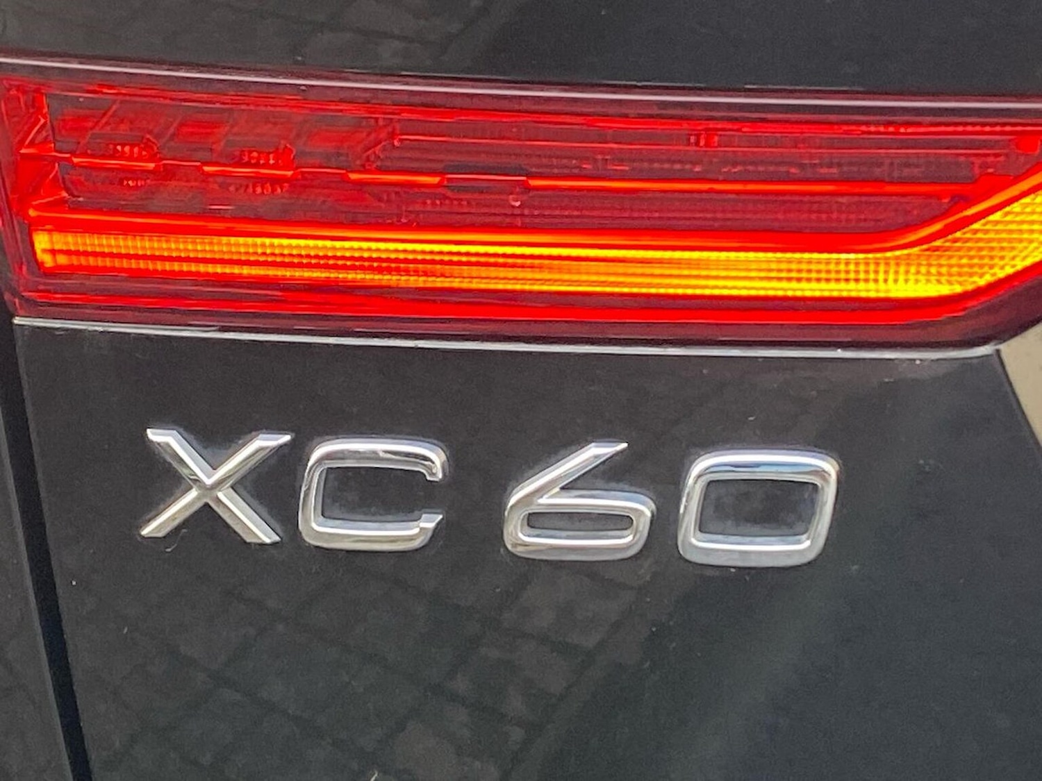 Used Volvo XC60 2023 for sale - 76594676: Photo 35