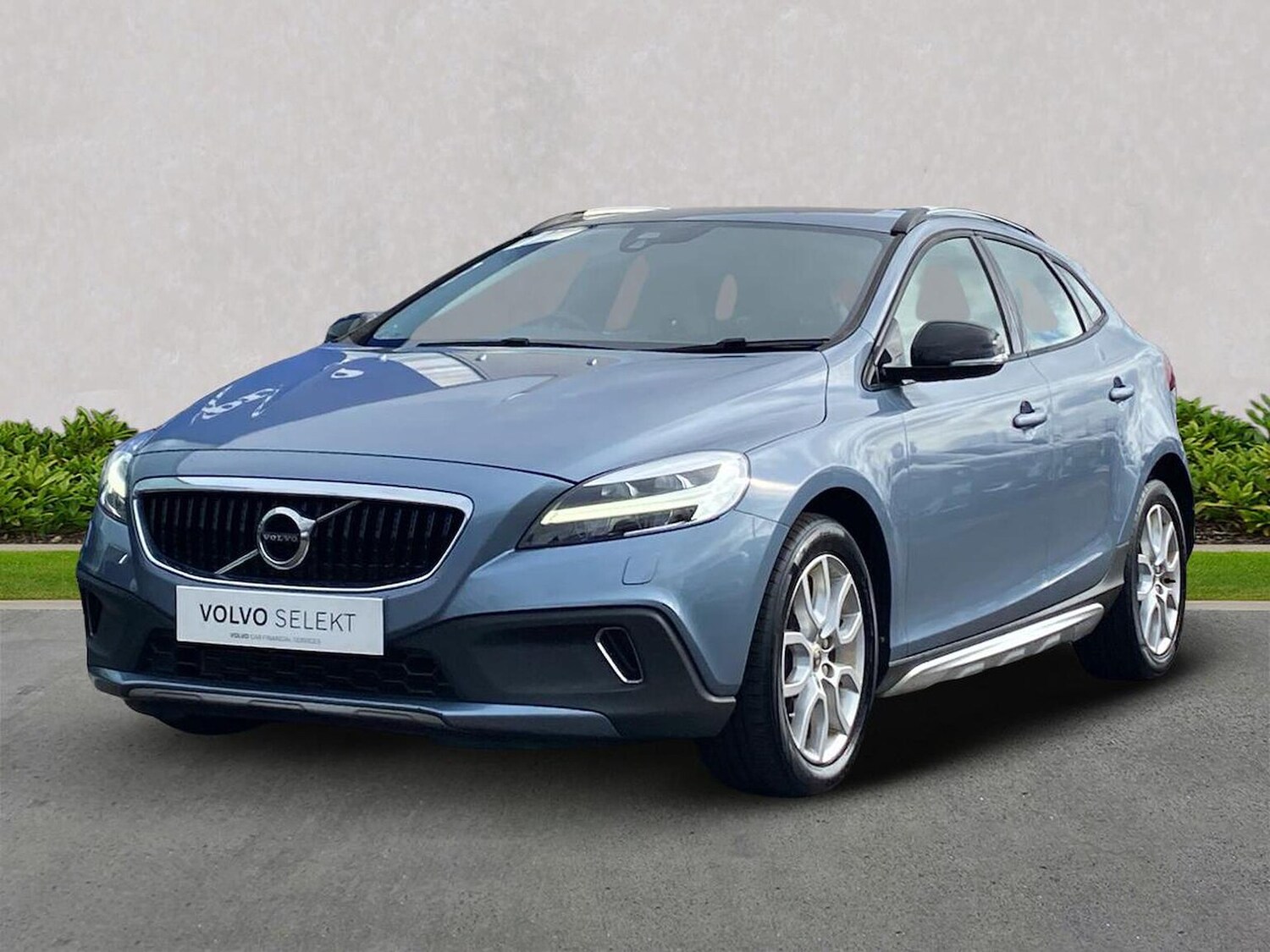 Used Volvo V40 2017 for sale - 76363351: Photo 21