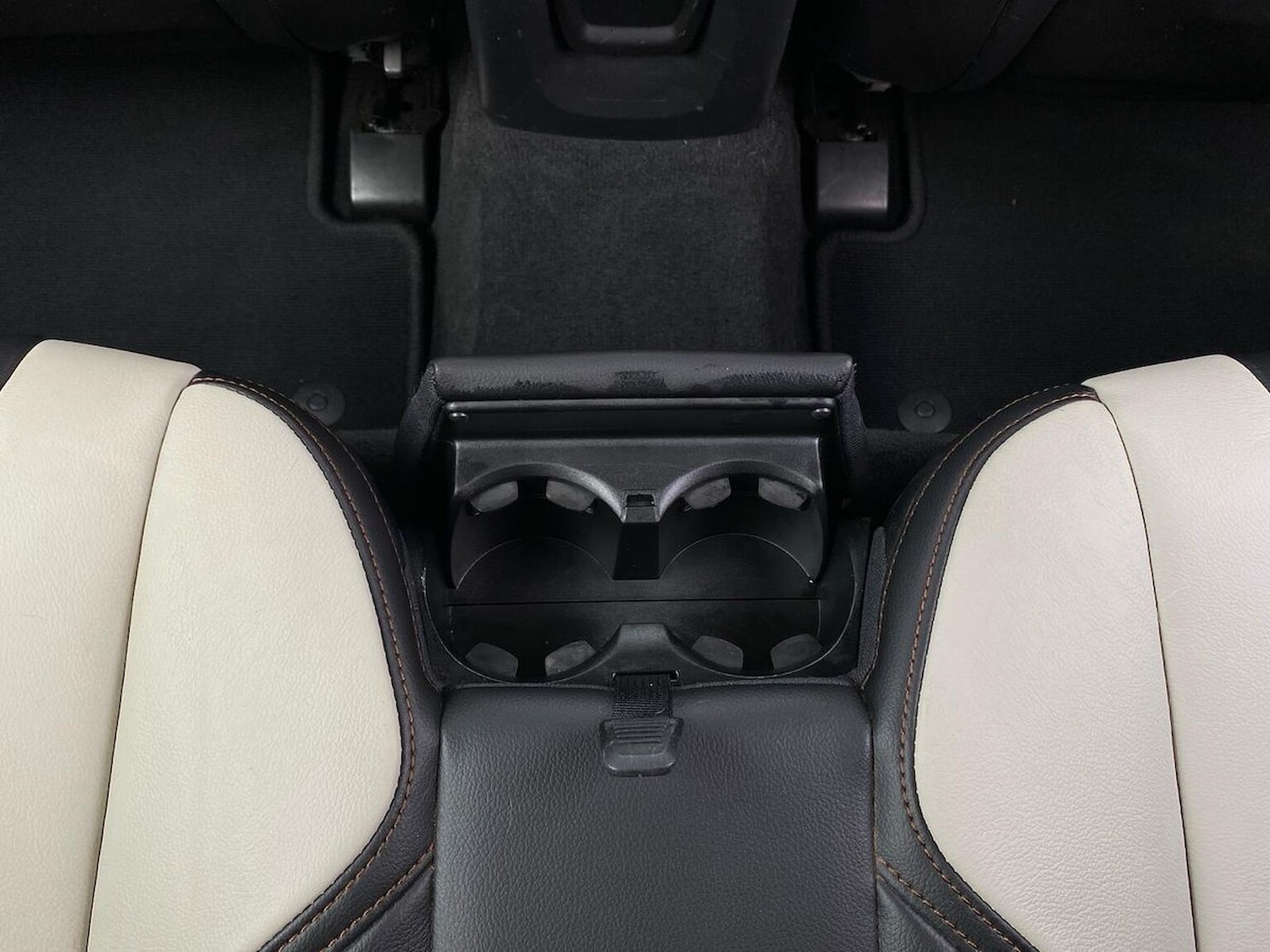 Used Volvo V40 2017 for sale - 76363351: Photo 31