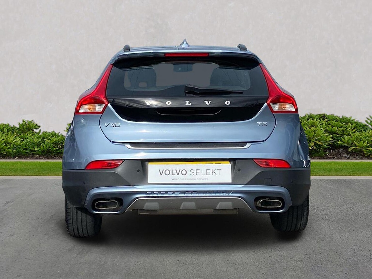 Used Volvo V40 2017 for sale - 76363351: Photo 5