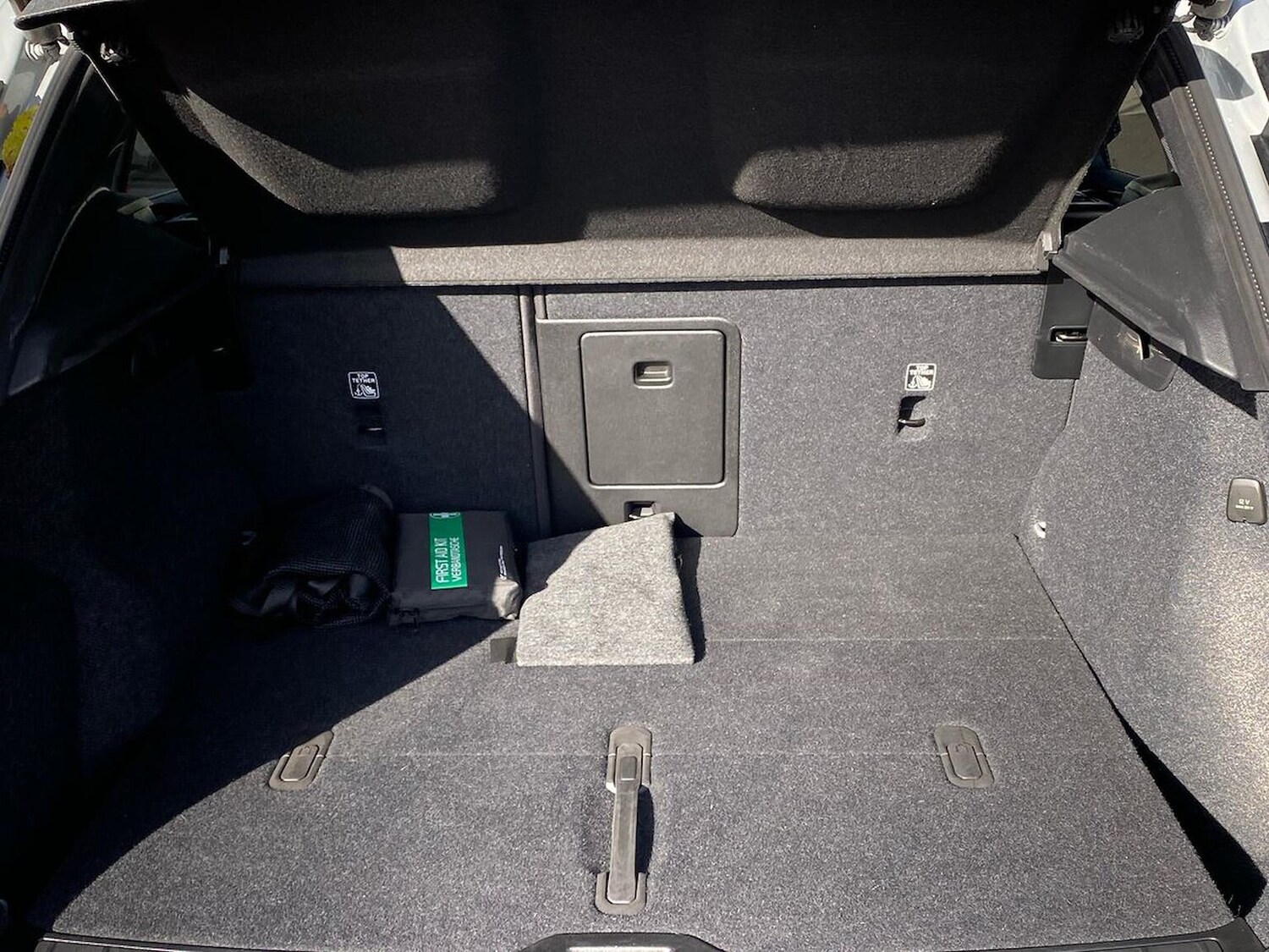 Used Volvo XC40 2024 for sale - 76353629: Photo 17