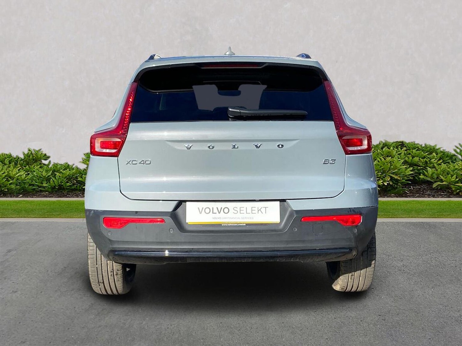 Used Volvo XC40 2024 for sale - 76353629: Photo 4