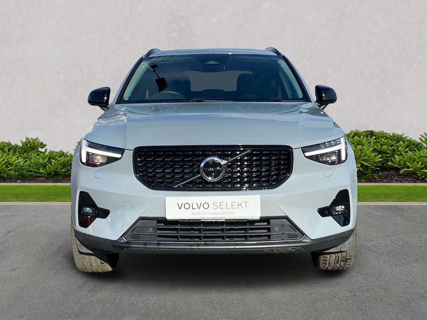 Used Volvo XC40 2024 for sale - 76353629: Photo 5