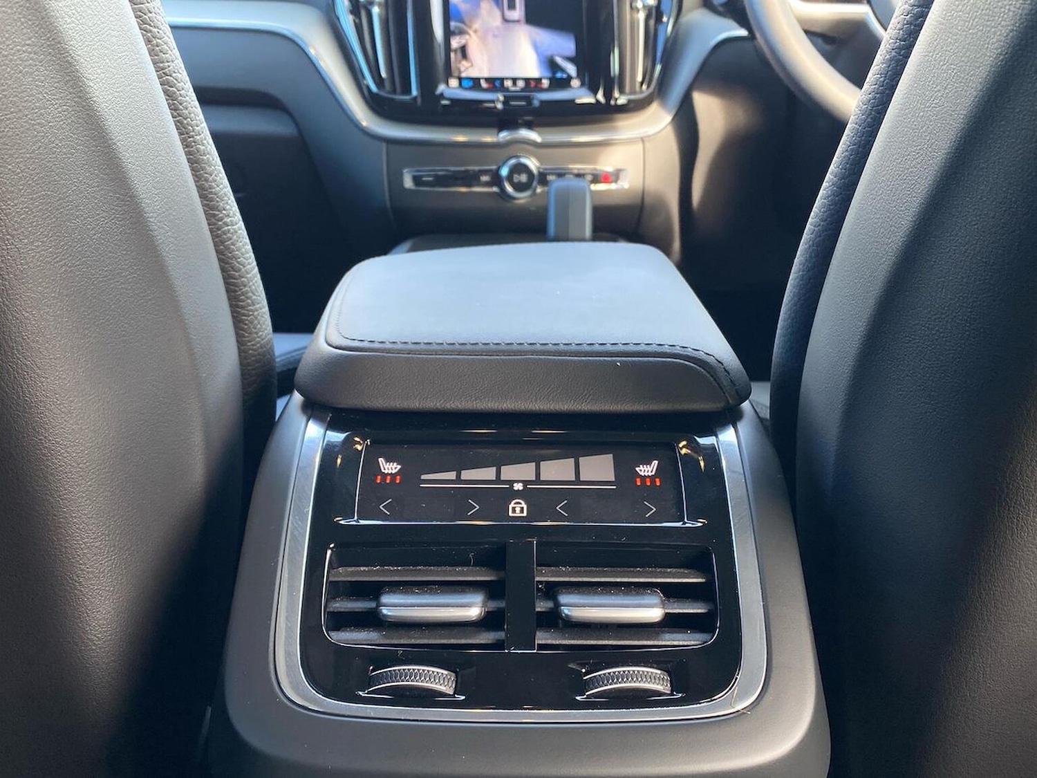 Used Volvo XC60 2025 for sale - 76353598: Photo 39