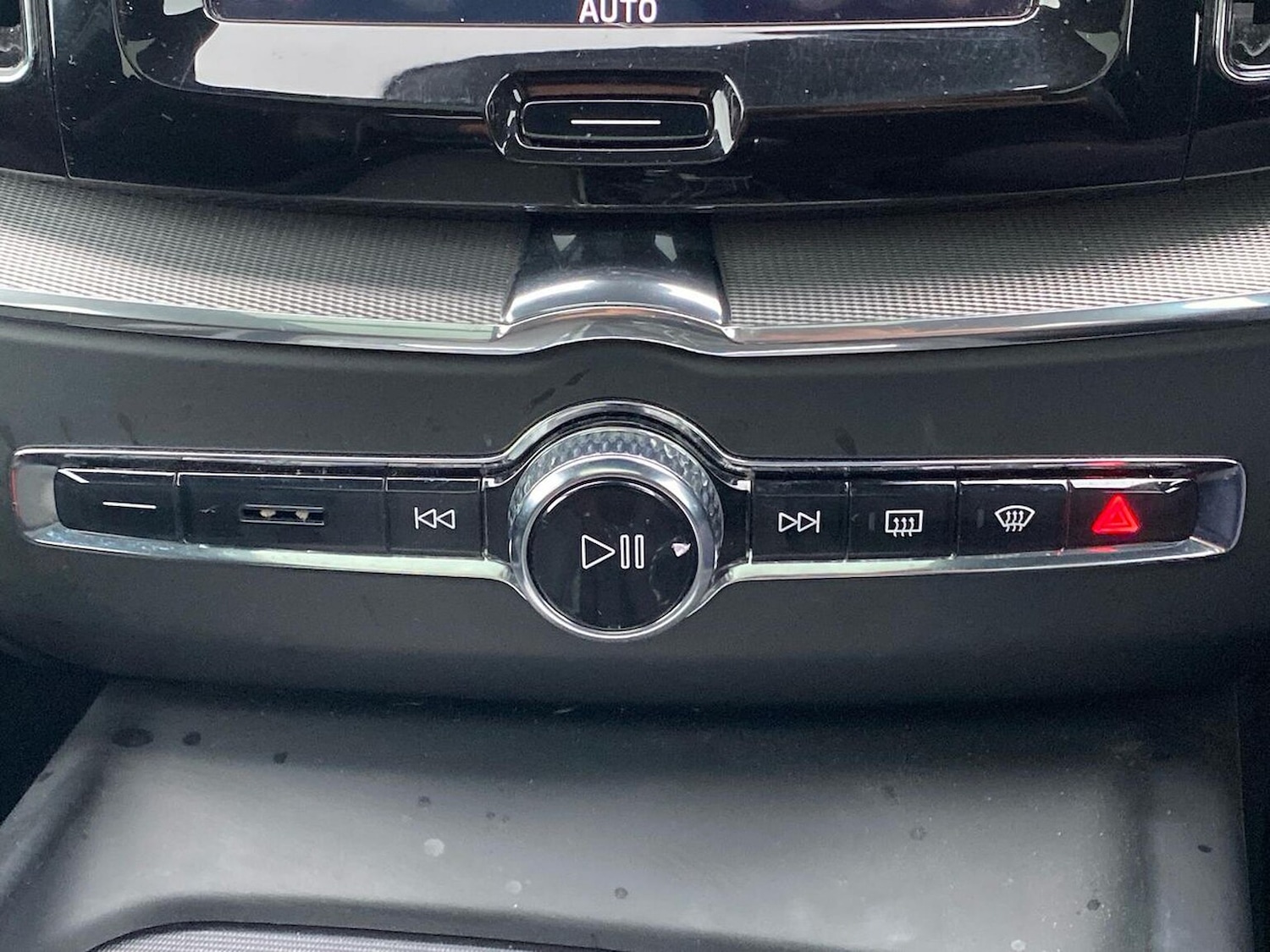 Used Volvo XC60 2019 for sale - 76455297: Photo 12