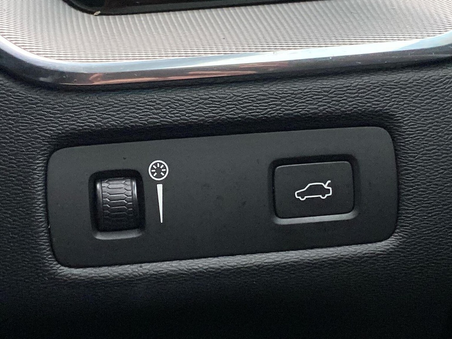 Used Volvo XC60 2019 for sale - 76455297: Photo 22