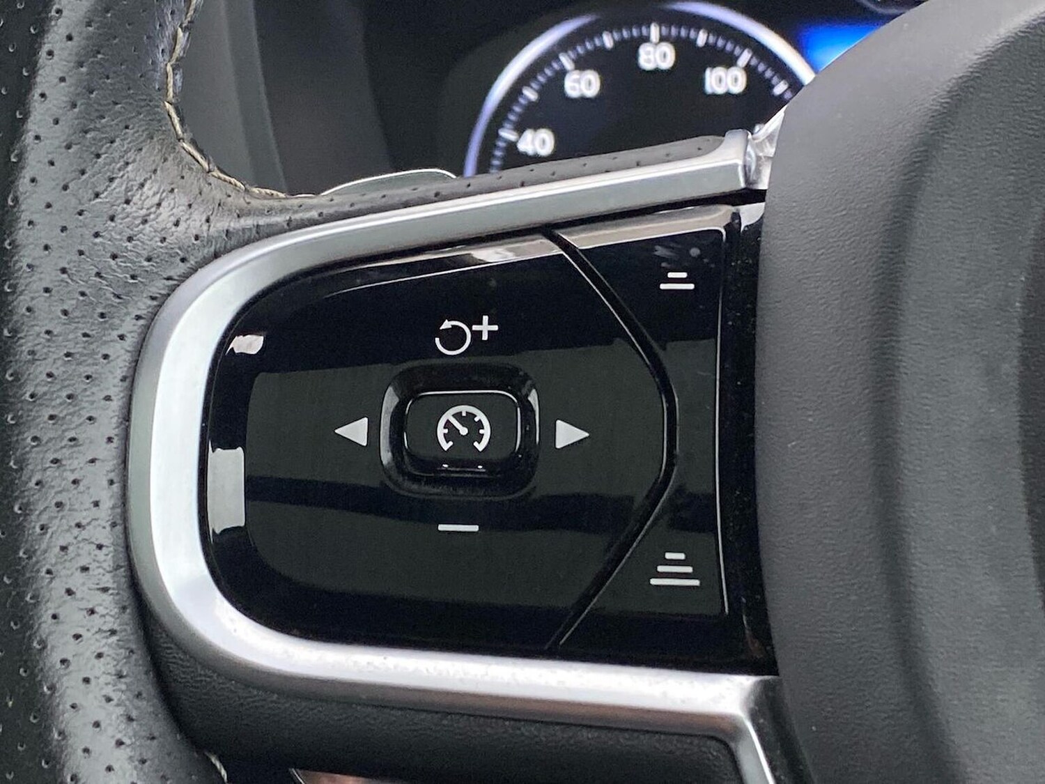 Used Volvo XC60 2019 for sale - 76455297: Photo 26